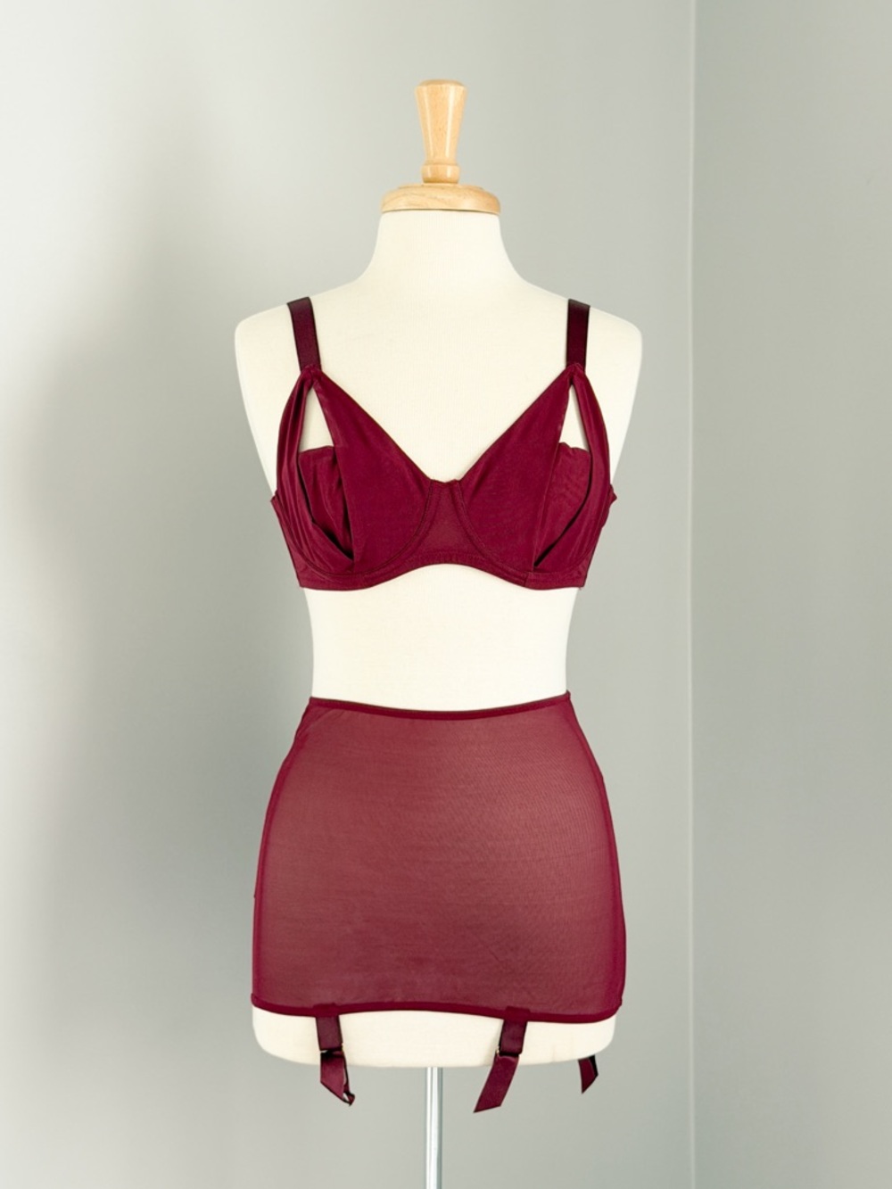 Playful Promises Maroon Lingerie Set 34C Mesh Garter Skirt Burlesque